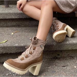 DOLCE VITA Celida NWOB Heeled Ankle Bootie